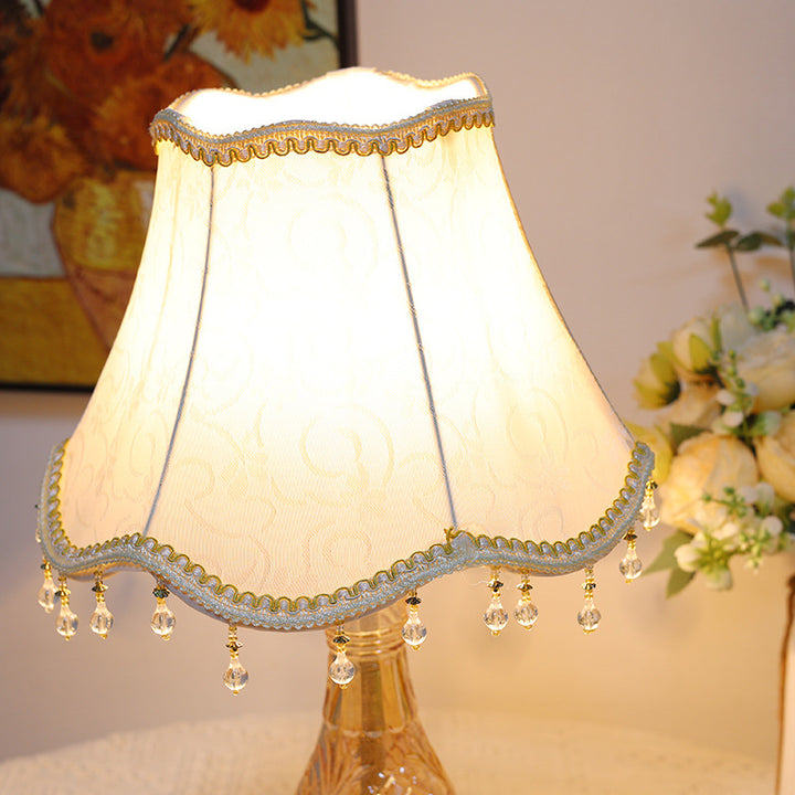 Lampe de table à 1 lumière en verre métallique en tissu cône tronqué européen traditionnel pour chambre 