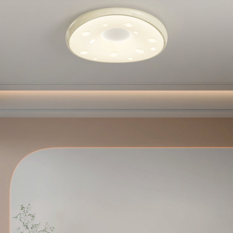 Modern Minimalist Oval LED Ceiling Light – Iron & Acrylic Flush Mount for Bedroom