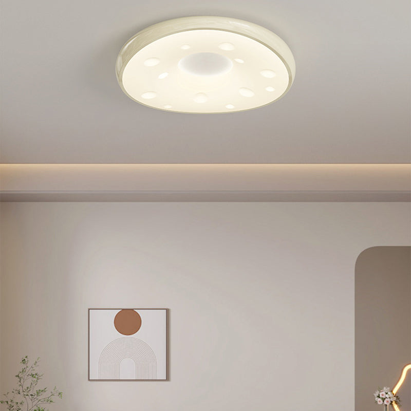 Modern Minimalist Oval LED Ceiling Light – Iron & Acrylic Flush Mount for Bedroom