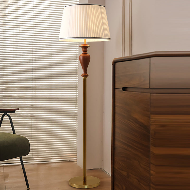 Lámpara de pie de 1 luz de madera de fresno en forma de cono truncado francés tradicional con tela y metal para sala de estar 