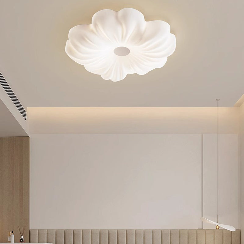 Luz de techo LED contemporánea creativa de flores – Montaje al ras en hierro y PE para dormitorio 