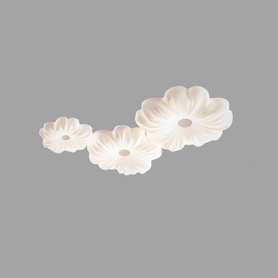 Luz de techo LED contemporánea creativa de flores – Montaje al ras en hierro y PE para dormitorio 