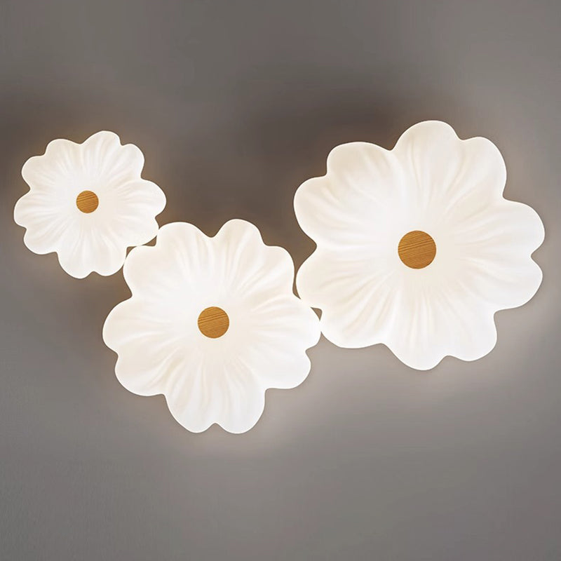 Luz de techo LED contemporánea creativa de flores – Montaje al ras en hierro y PE para dormitorio 