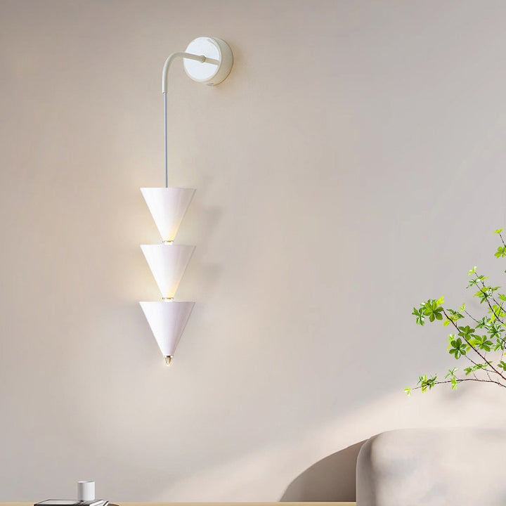 Applique murale LED en fer et acrylique créative contemporaine pour salon 