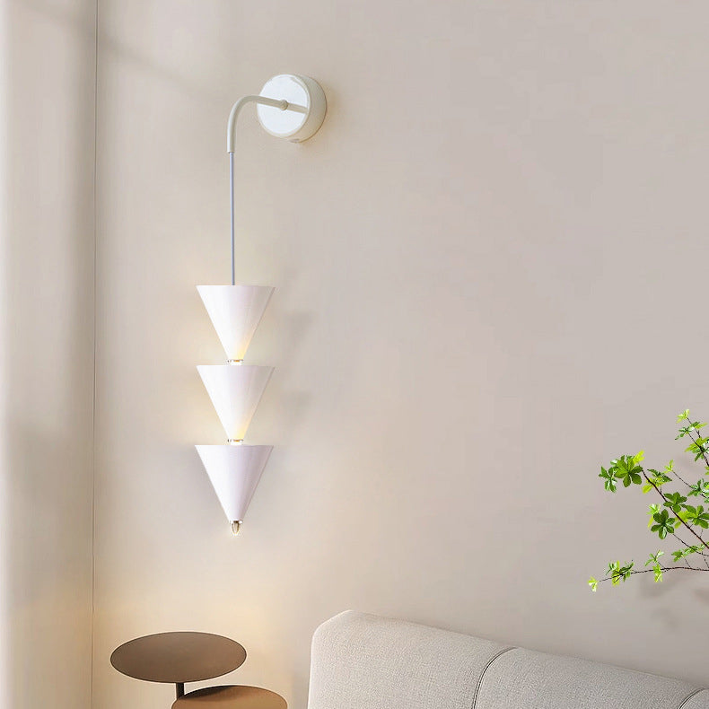Applique murale LED en fer et acrylique créative contemporaine pour salon 