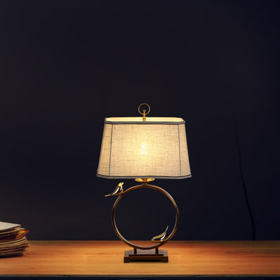 Traditionelle chinesische Tischlampe aus kreisförmigem Kupfermetall mit einem Licht für das Schlafzimmer 