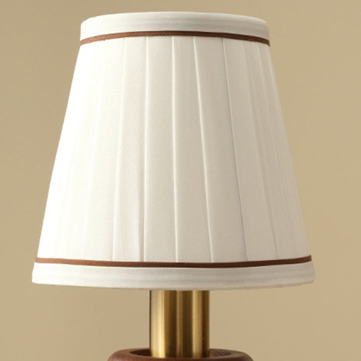 Lustre à 6 lumières en bois de frêne, tissu et métal, en forme de cône tronqué traditionnel français pour salon 