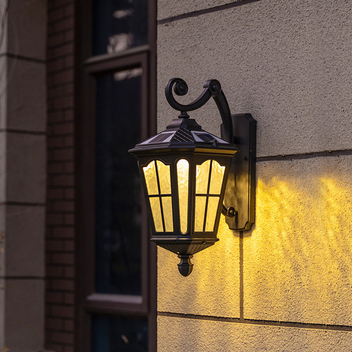 Traditional European Lantern Waterproof Aluminum Glass 1-Light Wall Sconce Lamp For Outdoor Patio