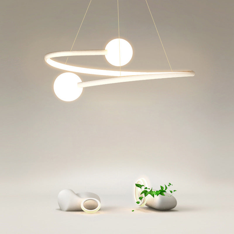 Plafonnier LED en acrylique et fer en forme de cercle de simplicité moderne pour salon 