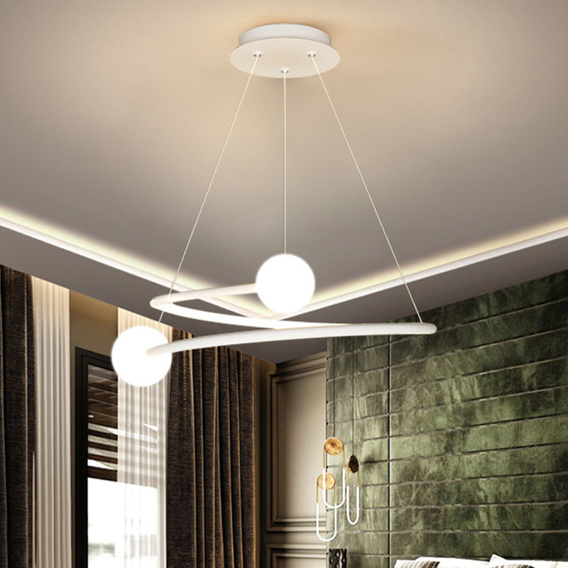 Plafonnier LED en acrylique et fer en forme de cercle de simplicité moderne pour salon 