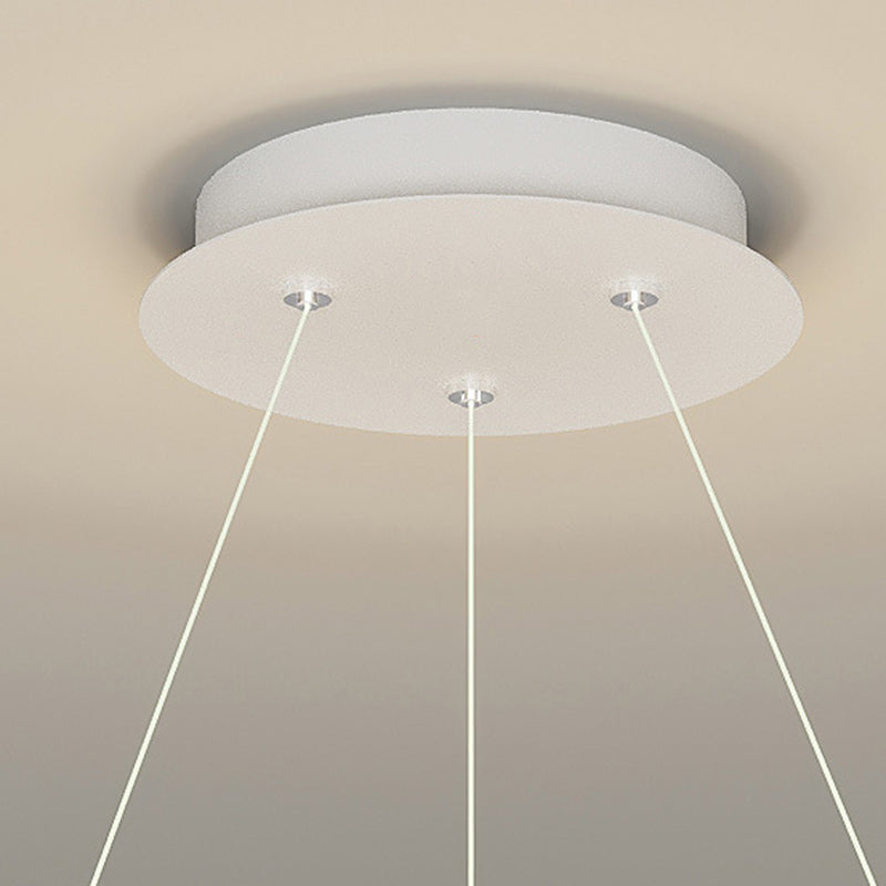 Plafonnier LED en acrylique et fer en forme de cercle de simplicité moderne pour salon 