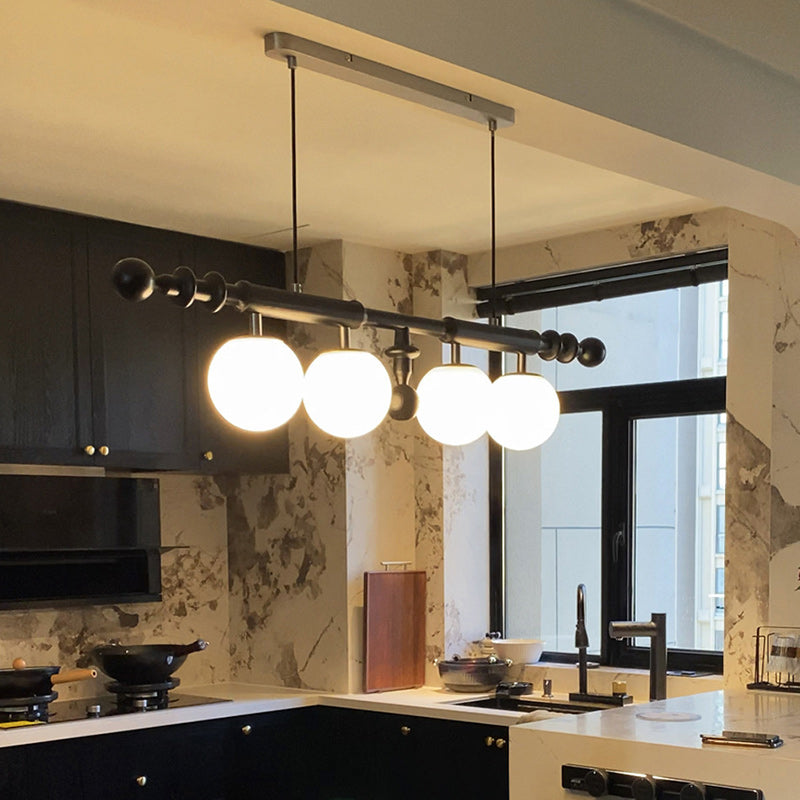 Traditioneller französischer Globus Kronleuchter aus Eschenholz, Glas und Metall mit 4 Lichtern für das Wohnzimmer 