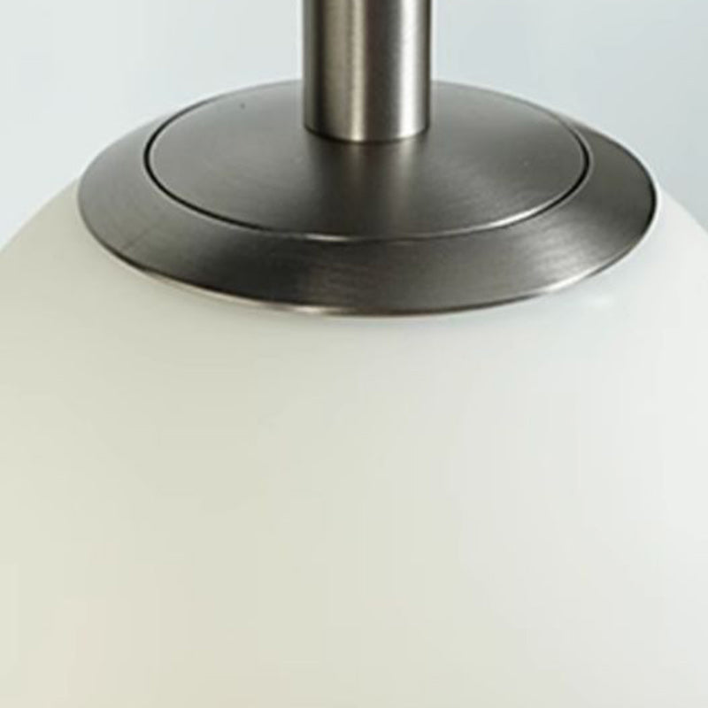 Traditioneller französischer Globus Kronleuchter aus Eschenholz, Glas und Metall mit 4 Lichtern für das Wohnzimmer 