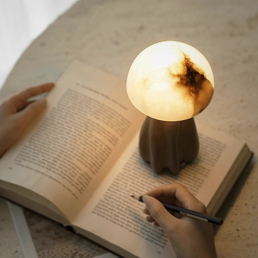 Zeitgenössische kreative Pilz-Marmor 1-Licht Tischlampe für das Schlafzimmer 
