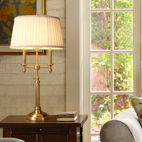 Lampe de table 1 lumière en tissu conique en cuivre traditionnel français pour chambre 