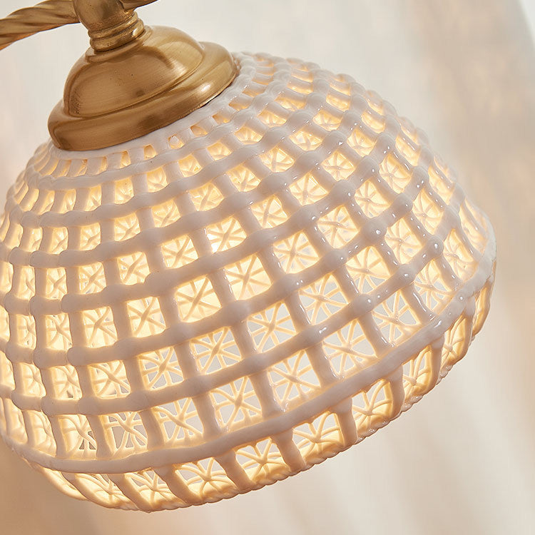 Moderne Mid-Century Kuppel Eisen Keramik Massivholz 1-Licht Tischlampe für das Schlafzimmer 