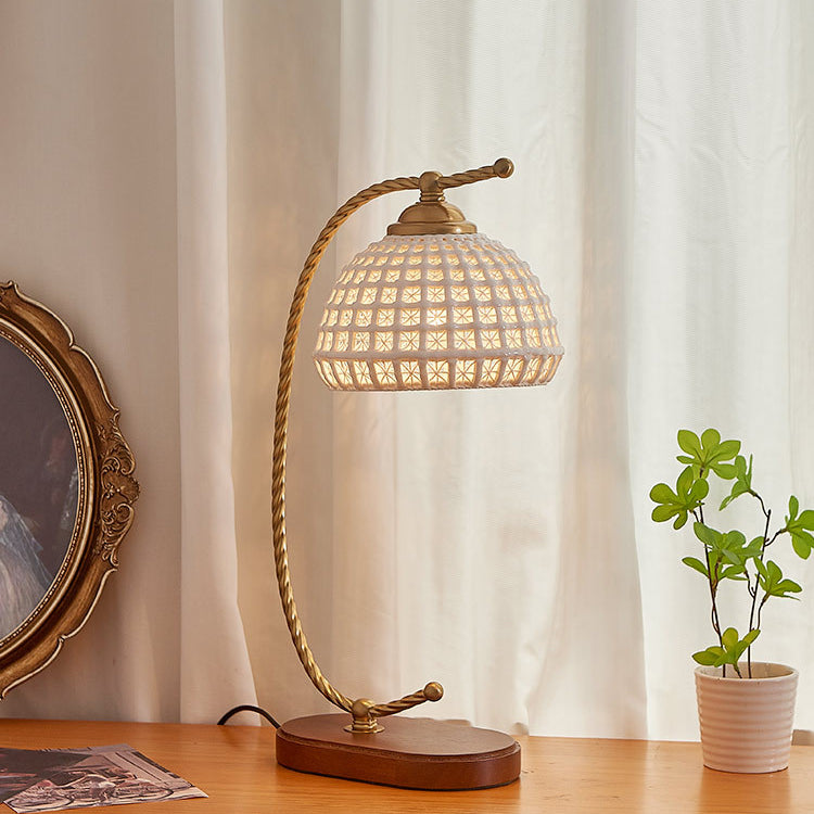 Moderne Mid-Century Kuppel Eisen Keramik Massivholz 1-Licht Tischlampe für das Schlafzimmer 