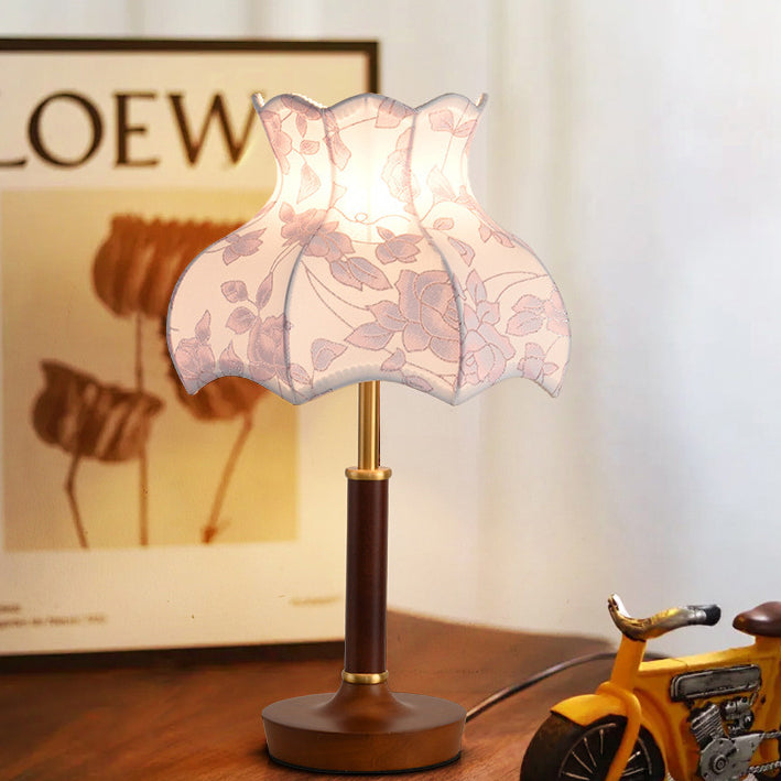 Lampe de table 1 lumière en métal, bois et tissu avec dôme traditionnel français pour chambre 