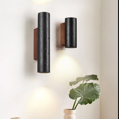 Moderner minimalistischer Zylinder aus schwarzem Travertin, Wandleuchte aus massivem Holz mit 1 Licht für das Wohnzimmer 