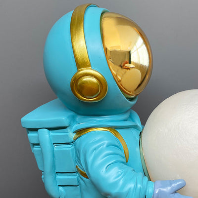 現代的なクリエイティブ宇宙飛行士PC樹脂LEDテーブルランプ ベッドルーム用 