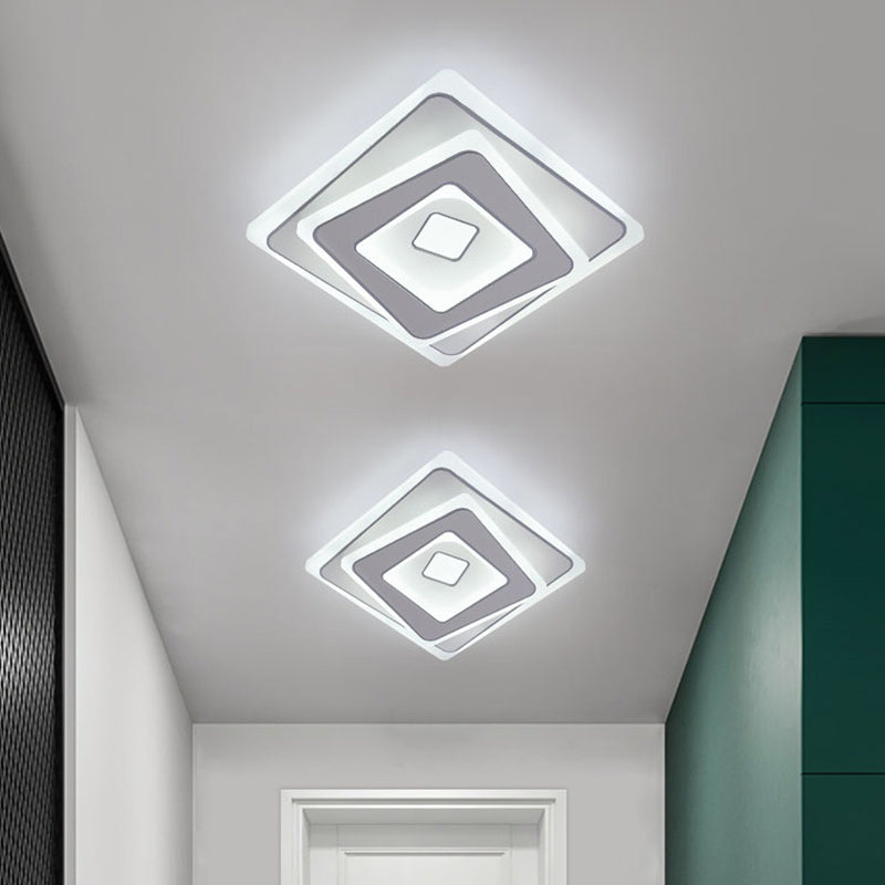 Plafonnier LED carré en fer et acrylique minimaliste moderne pour chambre 