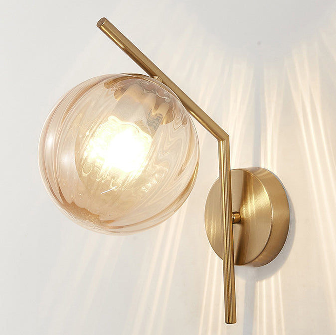 Lámpara Aplique de Pared de Hierro y Vidrio Esférico Tradicional Europeo de 1 Luz para Dormitorio 