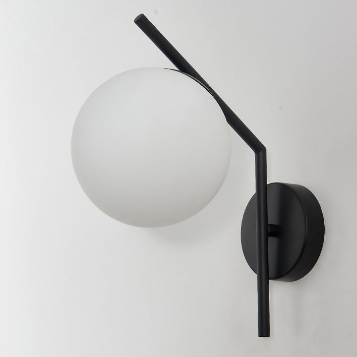 Lámpara Aplique de Pared de Hierro y Vidrio Esférico Tradicional Europeo de 1 Luz para Dormitorio 