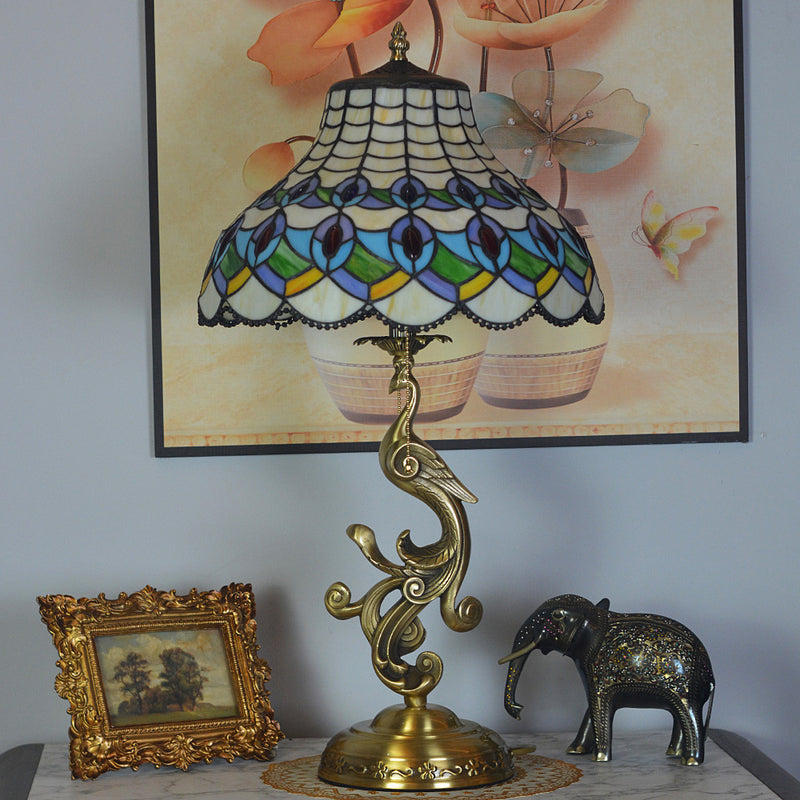 Traditional Tiffany Peacock Dome Copper Glass 1-Light Table Lamp For Bedroom