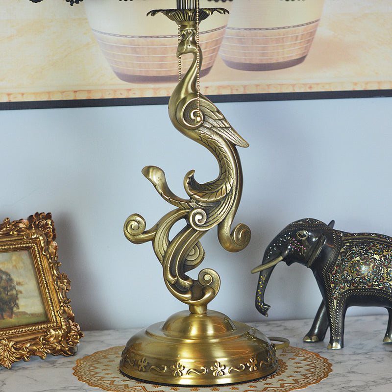 Traditional Tiffany Peacock Dome Copper Glass 1-Light Table Lamp For Bedroom