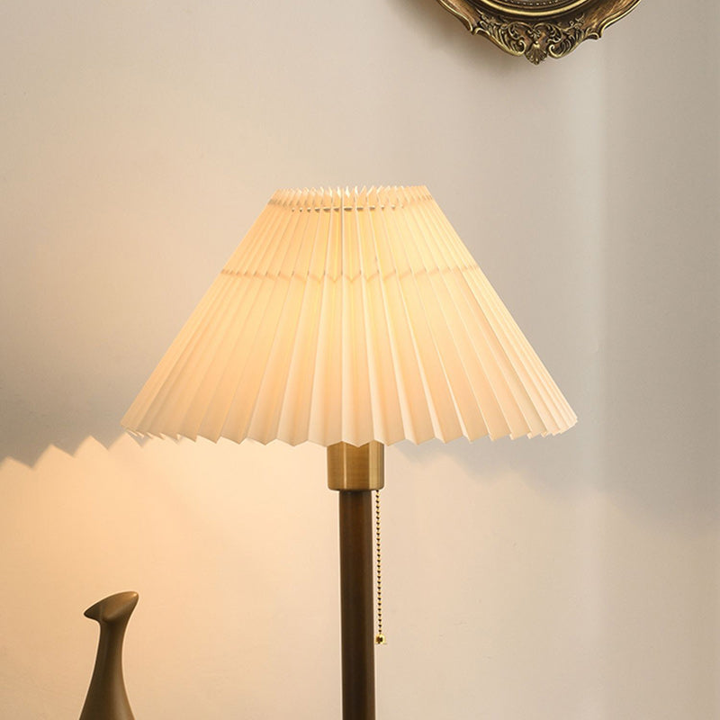 Lampe de table contemporaine rétro en bois massif avec tissu et 1 lumière pour chambre 