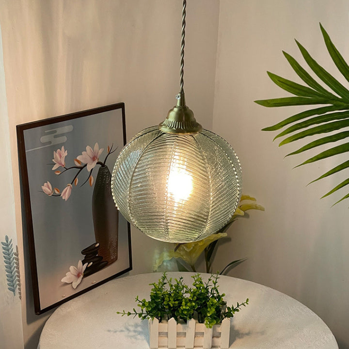 Traditionelle rustikale Globus-Eisen-Glas 1-Licht-Pendelleuchte für das Schlafzimmer 