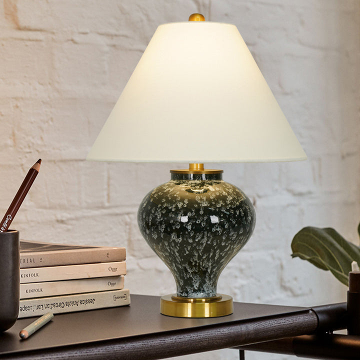 Moderne Art Deco Kegelförmige Stoffschirm Keramik Metallbasis 1-Licht Tischlampe Für Schlafzimmer 