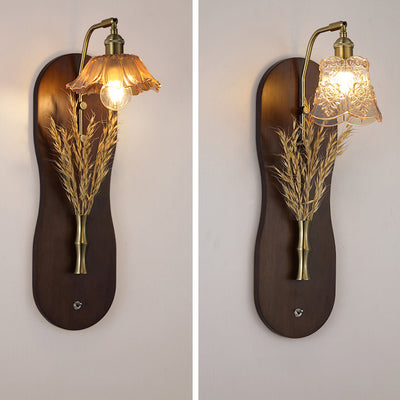 Modern Mid-Century Wheat Shaped Iron Glass Wall Sconce Lamp With Rubberwood Base 1-Light For Bedroom