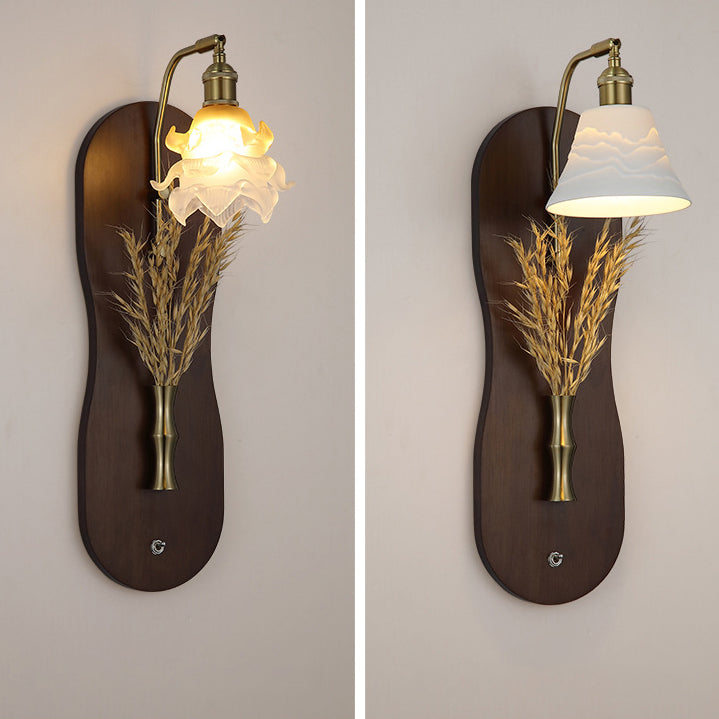 Modern Mid-Century Wheat Shaped Iron Glass Wall Sconce Lamp With Rubberwood Base 1-Light For Bedroom