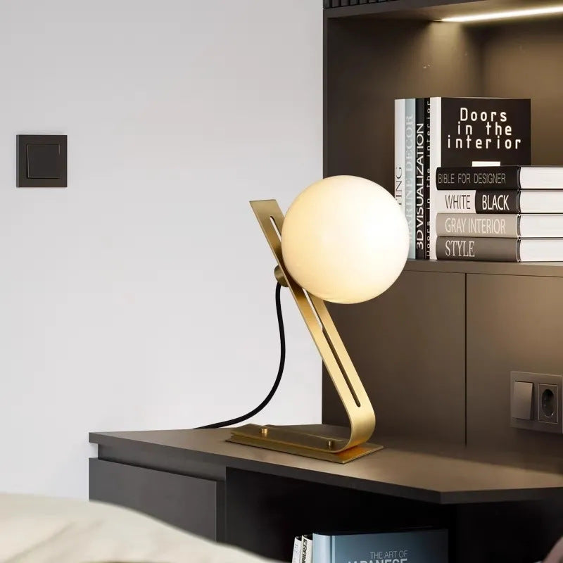 Modern Luxury Globe Iron Glass 1-Light Table Lamp For Bedroom