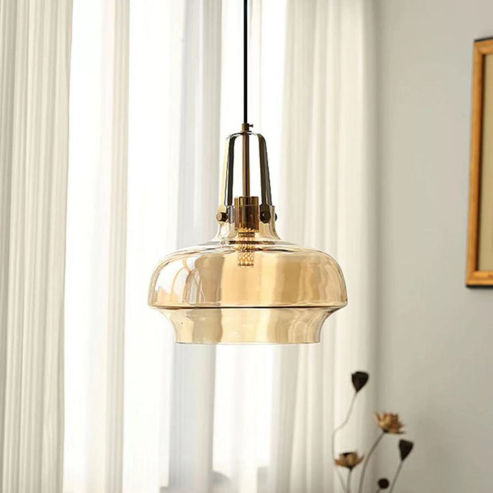 Zeitgenössische skandinavische Kuppel aus Eisen und Glas 1-Licht-Pendelleuchte für das Schlafzimmer 