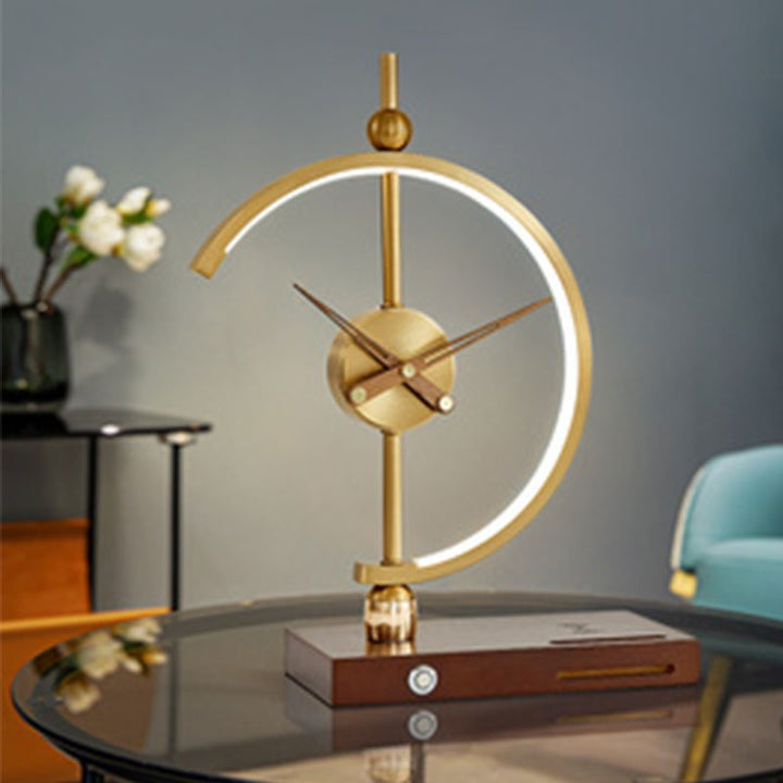 Zeitgenössische kreative Uhr Runde Aluminium Acryl Tischlampe mit massivem Holzsockel LED für das Schlafzimmer 
