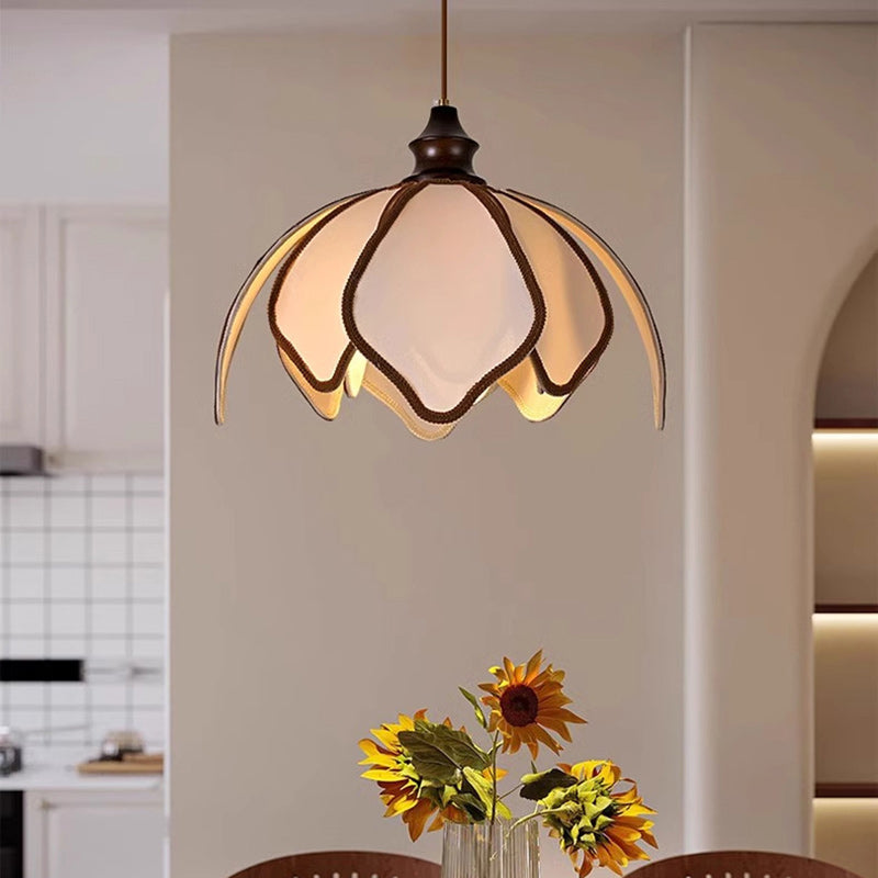 Traditional French Petal-Shaped Ash Wood Stretch Fabric 1-Light Pendant Light For Living Room