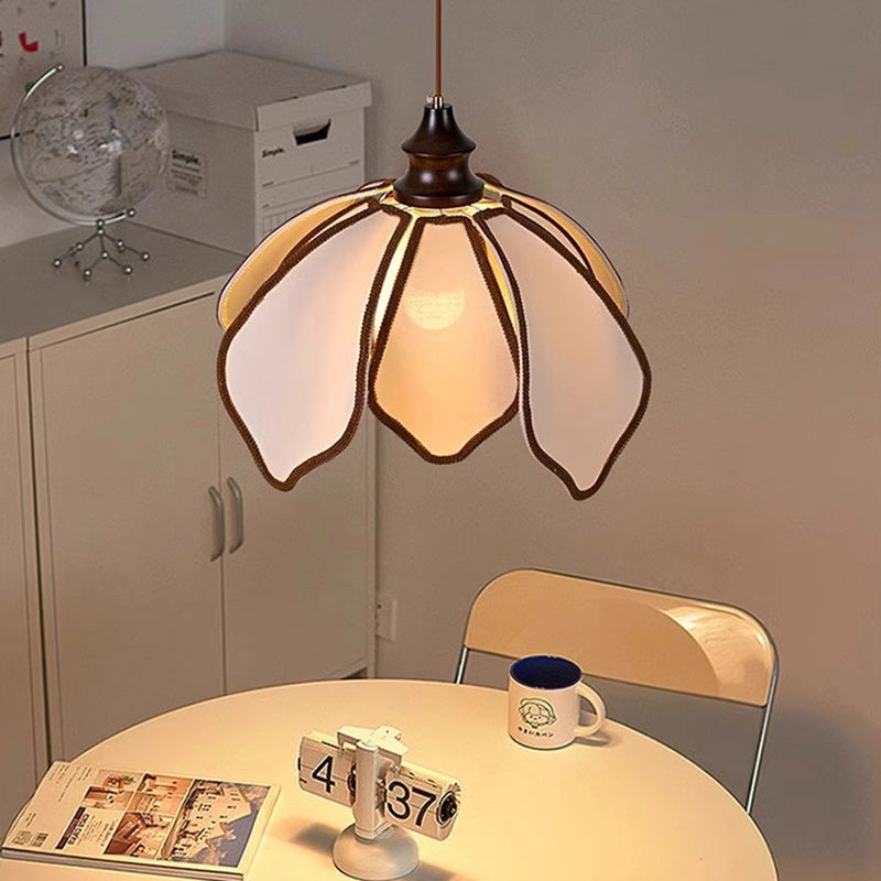 Traditional French Petal-Shaped Ash Wood Stretch Fabric 1-Light Pendant Light For Living Room
