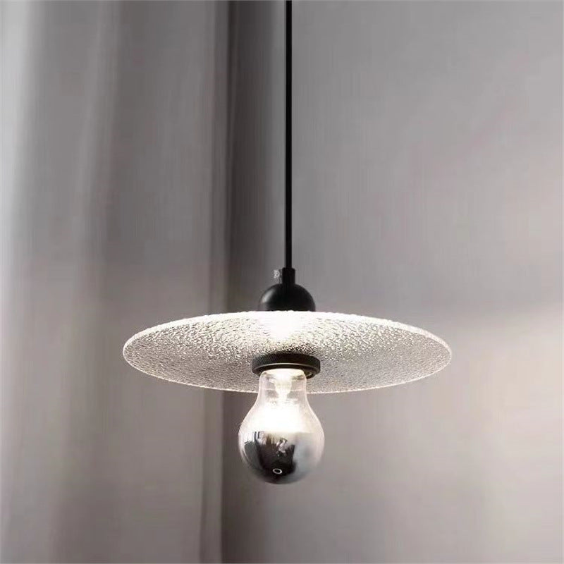 Lustre à suspension moderne minimaliste en forme de soucoupe volante en fer et verre dépoli à 1 lumière pour chambre 