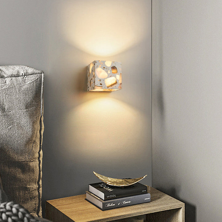 Applique murale LED en pierre translucide carrée contemporaine scandinave pour chambre 
