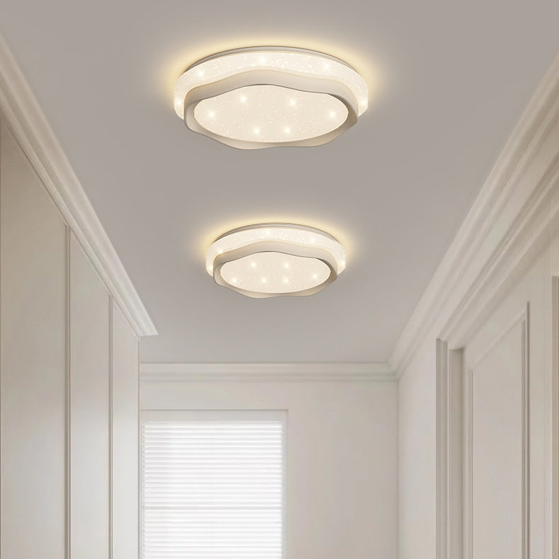 Lumière de plafond encastrée à LED en fer rond de couleur crème minimaliste moderne pour chambre 