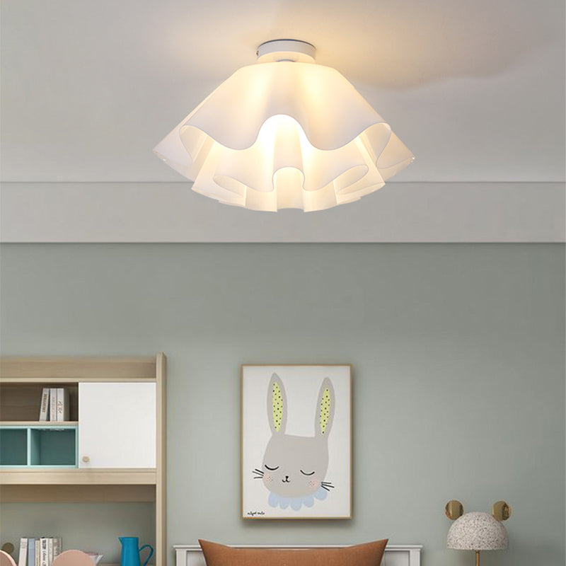Plafonnier semi-encastré à 1 lumière en fer et acrylique en forme de fleur, moderne et minimaliste, pour chambre à coucher 