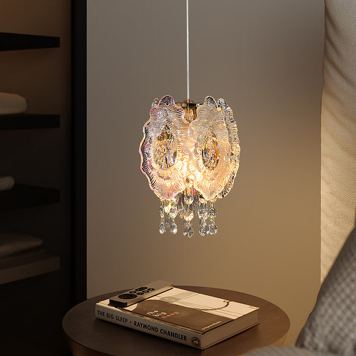 Modern Luxury Iron Crystal Liuli Material Butterfly-shaped 1-Light Pendant Light For Bedroom &amp; Living Room