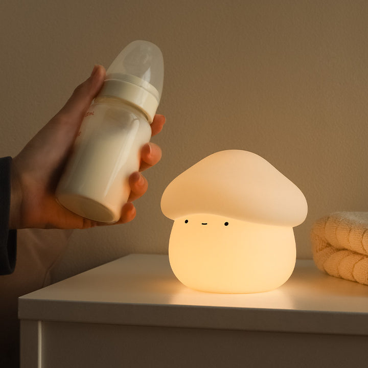 Lámpara de mesa LED recargable por USB para niños con forma de hongo, de ABS y silicona, luz nocturna con función de temporizador para dormitorio 