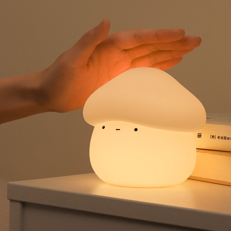 Lámpara de mesa LED recargable por USB para niños con forma de hongo, de ABS y silicona, luz nocturna con función de temporizador para dormitorio 