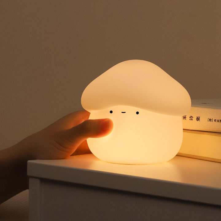Lámpara de mesa LED recargable por USB para niños con forma de hongo, de ABS y silicona, luz nocturna con función de temporizador para dormitorio 