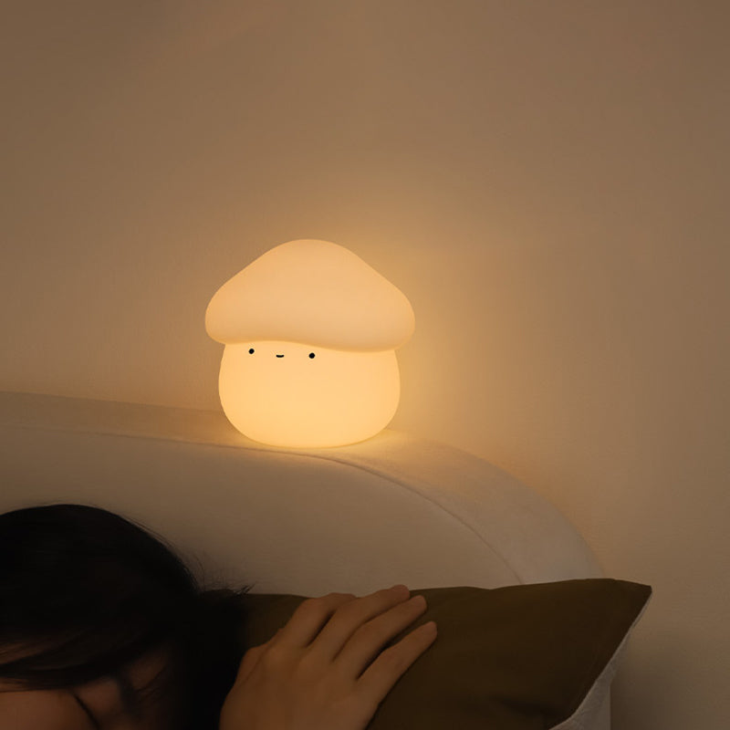 Lámpara de mesa LED recargable por USB para niños con forma de hongo, de ABS y silicona, luz nocturna con función de temporizador para dormitorio 