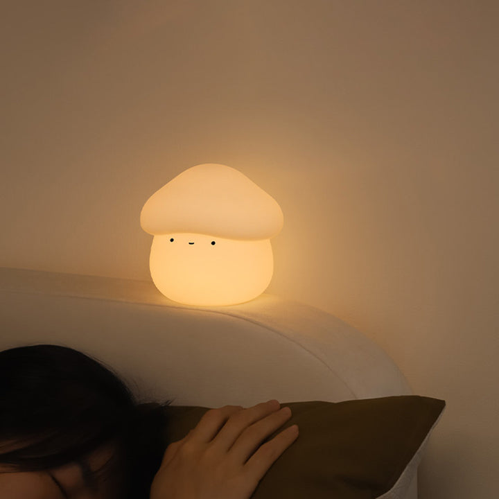 Lámpara de mesa LED recargable por USB para niños con forma de hongo, de ABS y silicona, luz nocturna con función de temporizador para dormitorio 