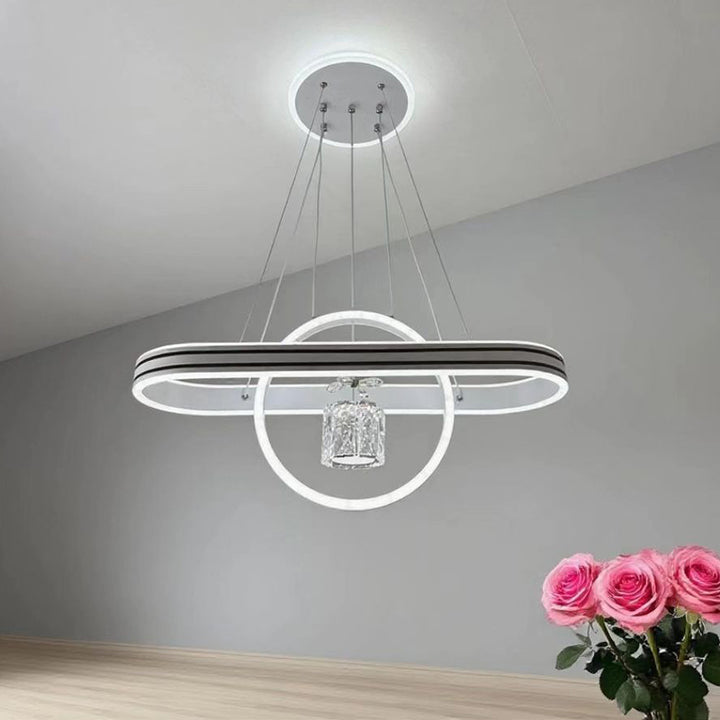 مصباح جزيرة LED دائري بشكل قلب بيضاوي من الألومنيوم الإبداعي المعاصر مع ثريا لغرفة الطعام 